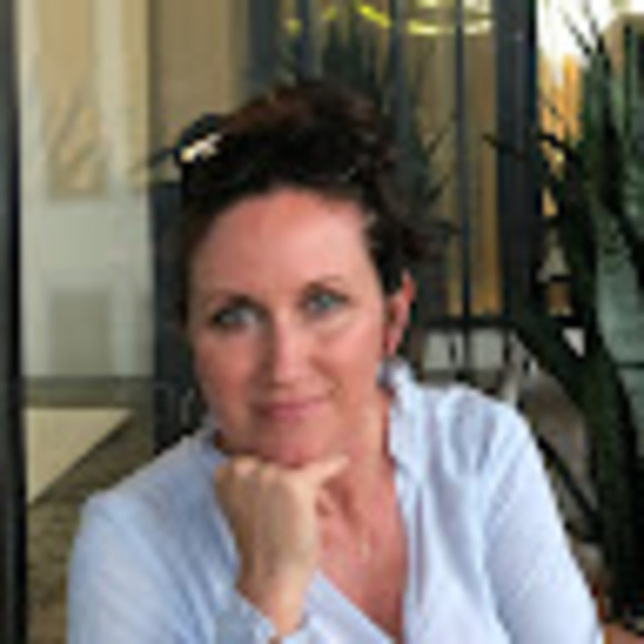 Meet your Posher, Brandy - Picture 1 of 1